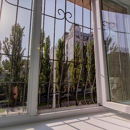 Big Jacuzzi , Sauna , Khreshchatyk Apartments Kyiv Exterior foto