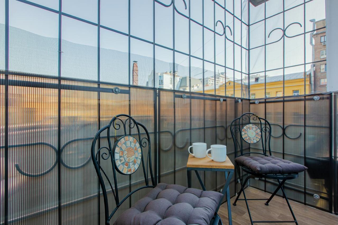 Big Jacuzzi , Sauna , Khreshchatyk Apartments Kyiv Exterior foto
